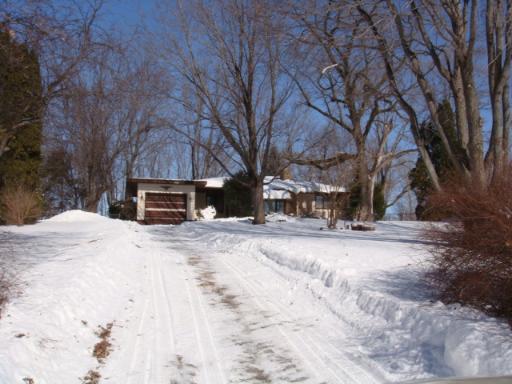 6366 Elevator Rd., Roscoe, IL 61073