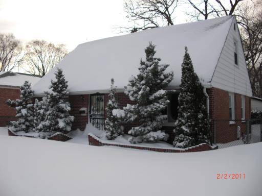 310 Paxton Ave., Calumet City, IL 60409