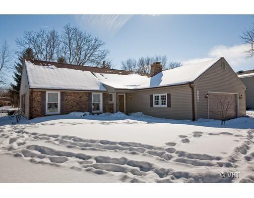 1218 Cheshire Ave., Naperville, IL 60540
