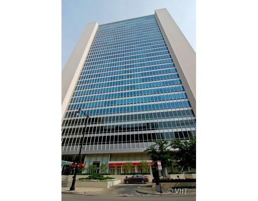 500 W Superior St. #1211, Chicago, IL 60654