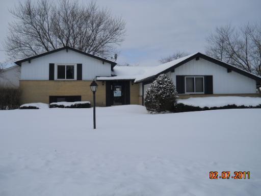 4030 Carousel Dr., Northbrook, IL 60062