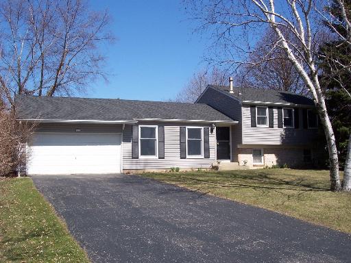 127 Cedarbrook Rd., Naperville, IL 60565