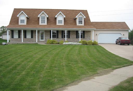 125 Oakwood Ave., Oglesby, IL 61348