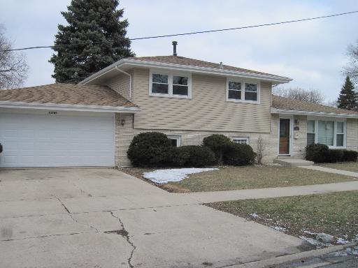 15760 S Church Dr., South Holland, IL 60473
