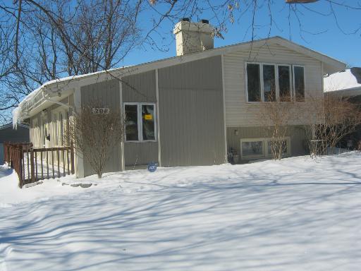 204 Anna St., North Aurora, IL 60542