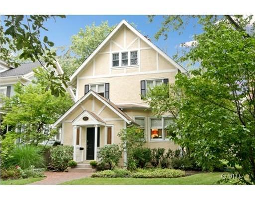 1028 Elmwood Ave., Wilmette, IL 60091