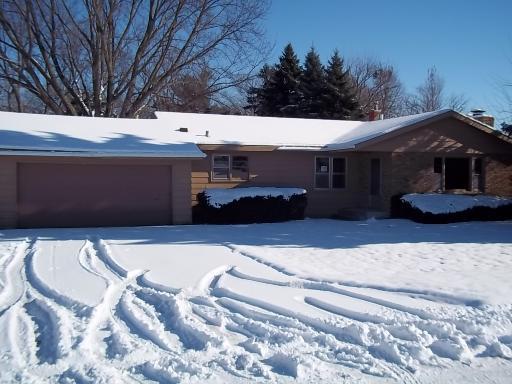 3727 Robey Ave., Rockford, IL 61103