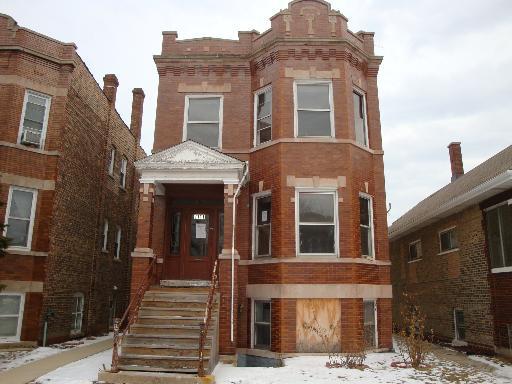 2111 S 59th Ave., Cicero, IL 60804