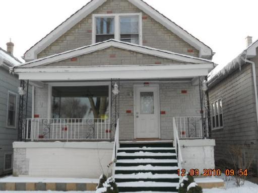 5807 W Waveland Ave., Chicago, IL 60634