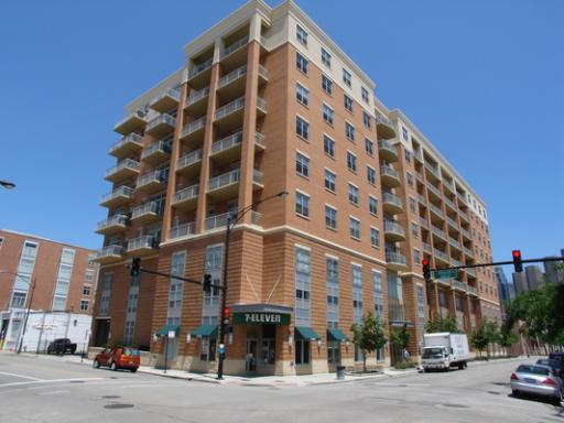 950 W Monroe St. #401, Chicago, IL 60607