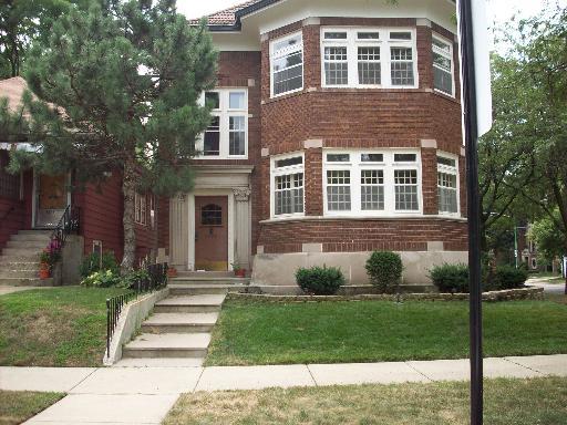 2247 W Estes Ave., Chicago, IL 60645
