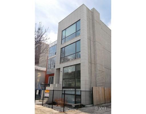 922 N Hermitage St. #2, Chicago, IL 60622