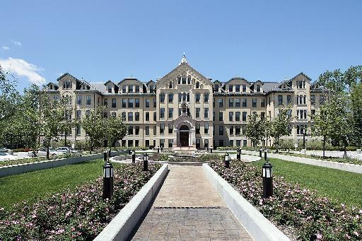 1041 Ridge Rd. #104, Wilmette, IL 60091