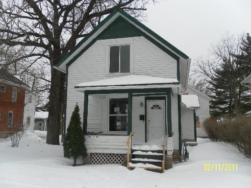 211 Bluff St., Aurora, IL 60505