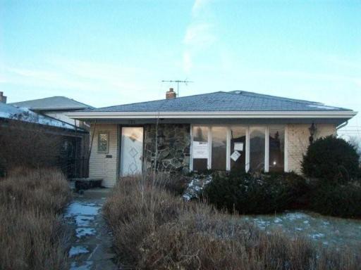 526 Marquette Ave., Calumet City, IL 60409