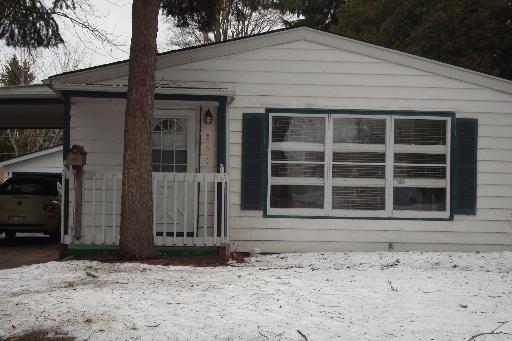 151 N Fairlawn Ave., Mundelein, IL 60060