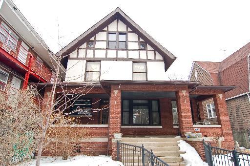 4535 N Beacon St., Chicago, IL 60640