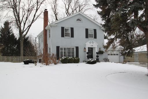 675 Revere Rd., Glen Ellyn, IL 60137