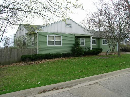 2413 Circle Dr., Ottawa, IL 61350