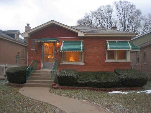 10043 S Washtenaw St., Chicago, IL 60655