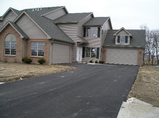7255 Rolling Hills Ln. #4, Machesney Park, IL 61115