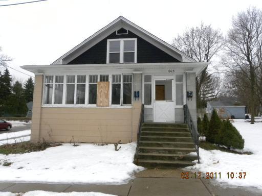 603 Mill St., Elgin, IL 60123