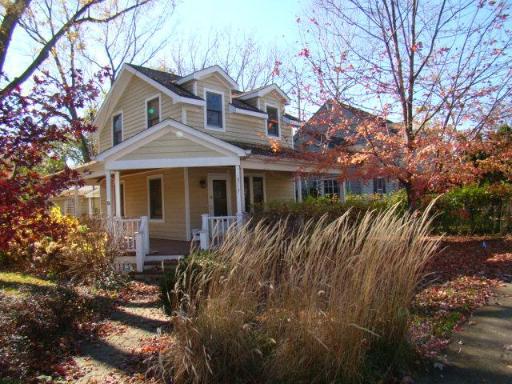 317 W Station St., Barrington, IL 60010