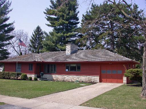 2246 Corona Rd., Waukegan, IL 60087