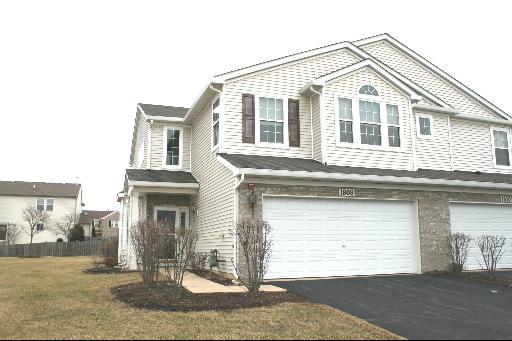 1808 Candlelight Cir., Montgomery, IL 60538