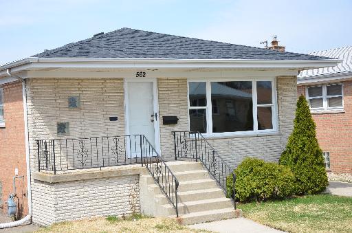 562 Muskegon Ave., Calumet City, IL 60409