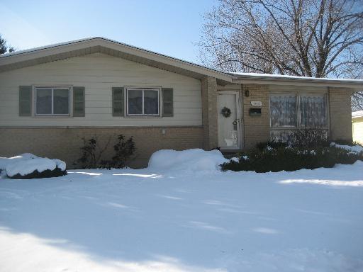 1112 N Crabtree Ln., Mount Prospect, IL 60056