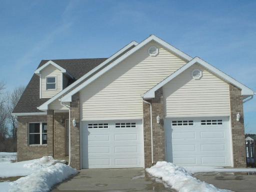 165 Fairway Dr., Essex, IL 60935