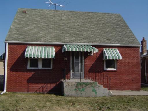 435 Greenbay Ave., Calumet City, IL 60409