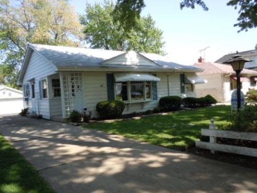 17 N Wille St., Mount Prospect, IL 60056