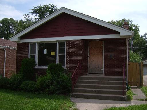 423 Jefferson St., Dolton, IL 60419