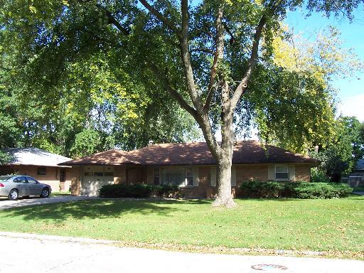 541 Colorado Ave., Aurora, IL 60506