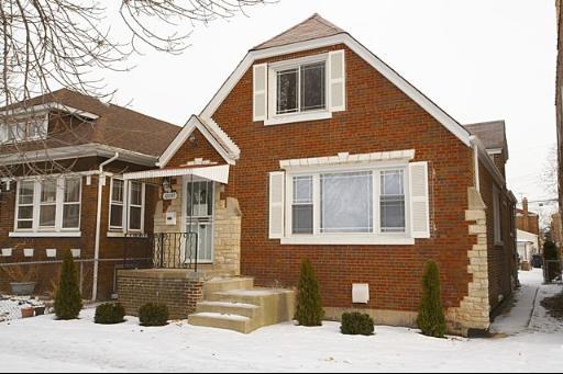 10557 S Indiana Ave., Chicago, IL 60628