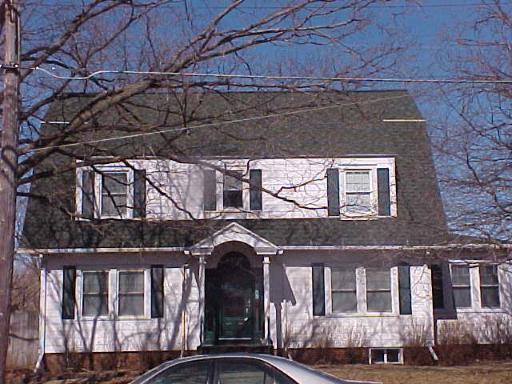 102 W North St., Walnut, IL 61376