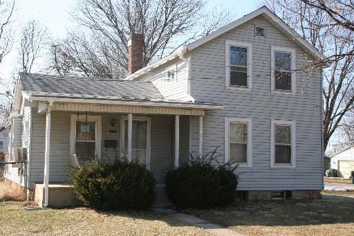 304 S Hugh St., Plano, IL 60545