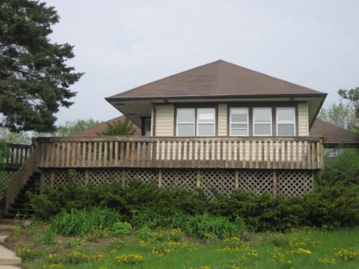 1012 Oeffling Dr., Mchenry, IL 60051