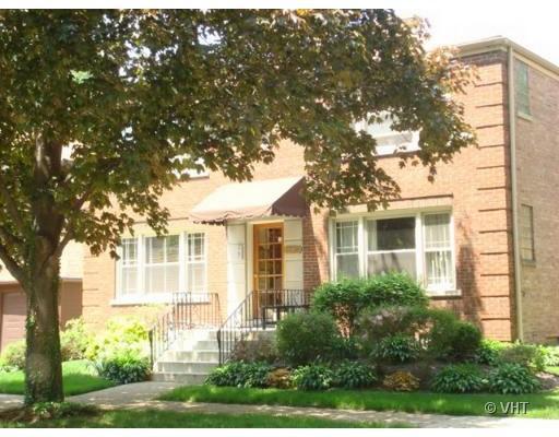 1038 Superior St. #1W, Oak Park, IL 60302