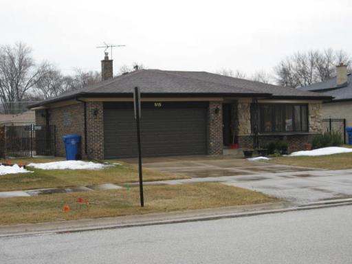 515 Elizabeth Ln., Des Plaines, IL 60018