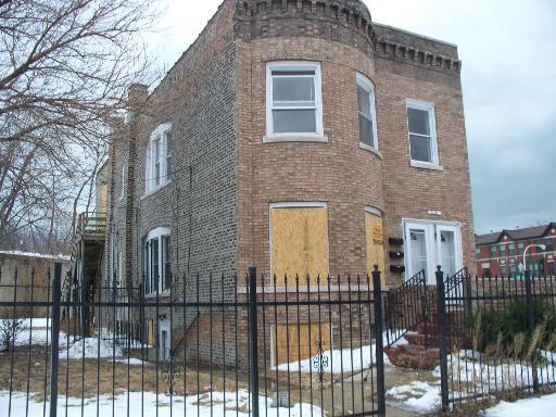 4025 S Langley Ave., Chicago, IL 60653