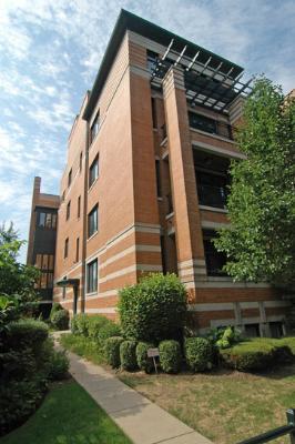 639 W Melrose St. #1S, Chicago, IL 60657