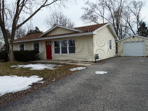 2207 Mill Ln., Mchenry, IL 60051