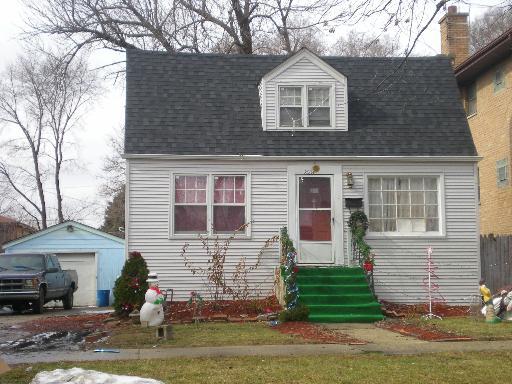 2004 N 18th Ave., Melrose Park, IL 60160