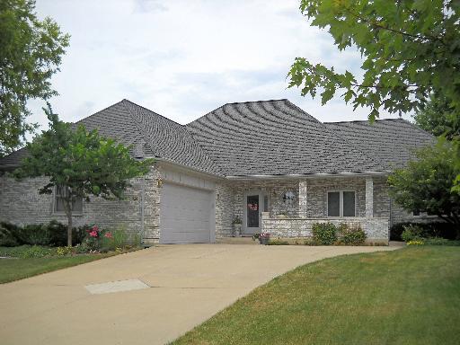 924 Jennifer Dr., Batavia, IL 60510