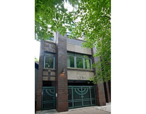 1239 N State Pkwy. #2, Chicago, IL 60610