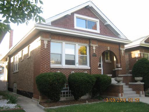 1842 East Ave., Berwyn, IL 60402
