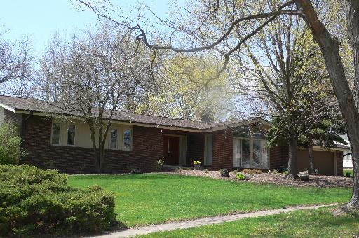 18 Golfview Pl., Dekalb, IL 60115